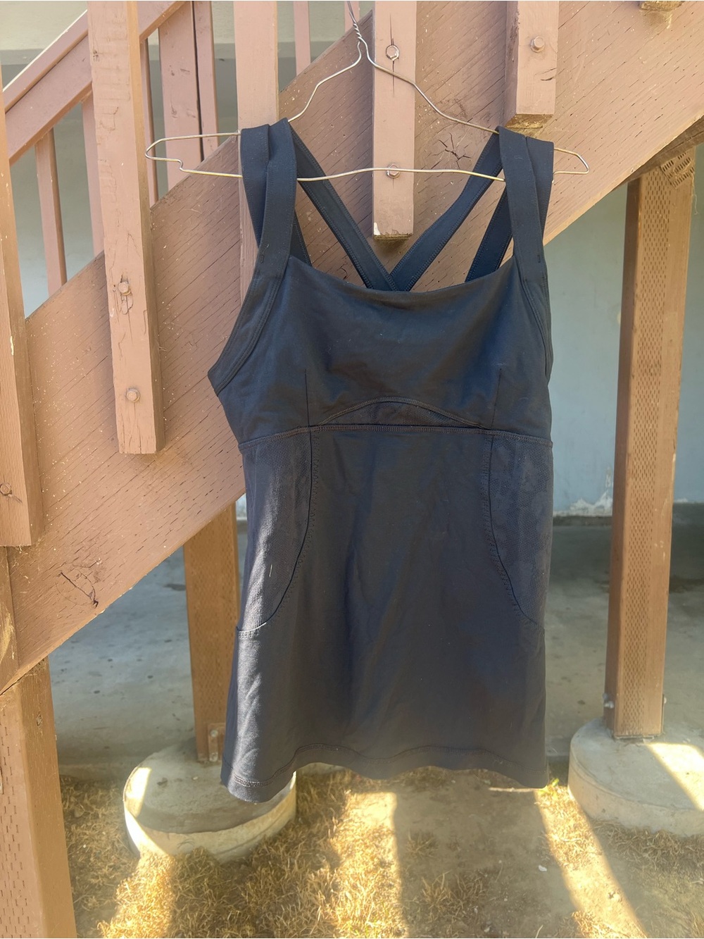 lululemon athletica Black Cross-Strap Performance Tank - Picture 8 of 12